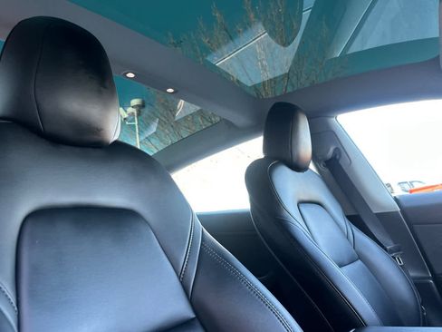 Used 2022 Tesla Model 3 Long Range image 17