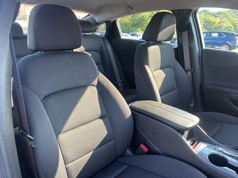 Used 2025 Chevrolet Malibu LT image 49