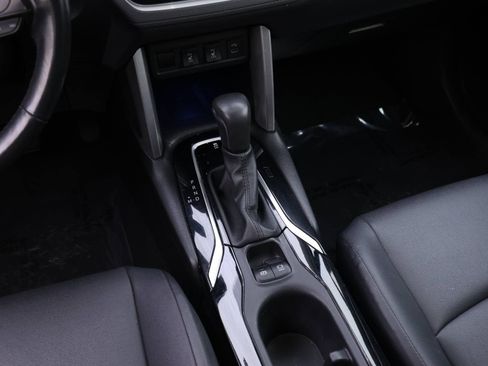 Certified 2023 Toyota Corolla Cross XLE image 11