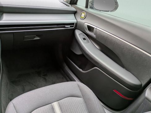 New 2026 Hyundai Sonata SE FWD image 19