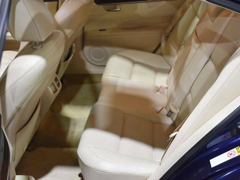 Used 2014 Lexus ES 350 w/ Premium Package FWD image 21