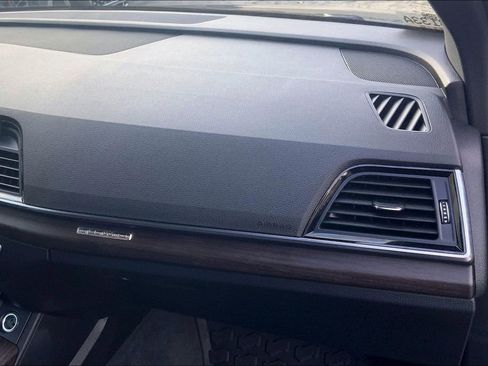 Certified 2023 Audi Q5 2.0T Premium w/ Convenience Package image 19