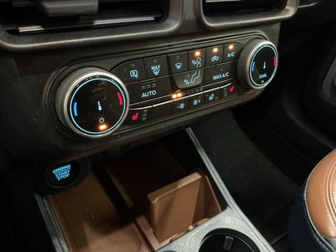 Used 2023 Ford Maverick Lariat w/ Lariat Luxury Package image 22