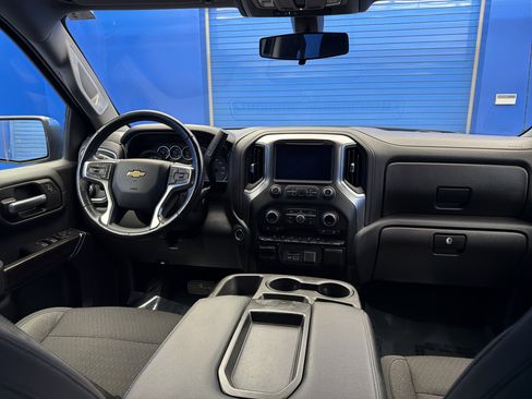 Used 2020 Chevrolet Silverado 1500 LT w/ All-Star Edition image 27