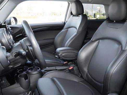 Used 2020 MINI Cooper S image 47