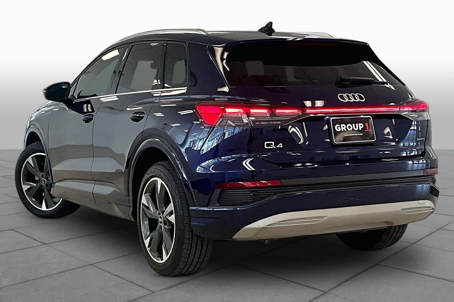 Used 2022 Audi Q4 e-tron Prestige AWD/4WD image 11