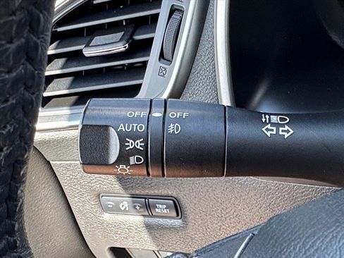 Used 2023 Nissan Murano SV AWD/4WD image 20