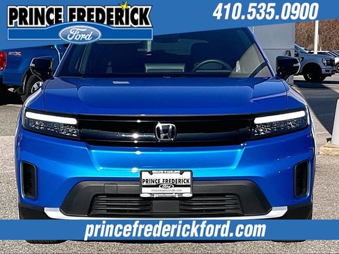 Used 2024 Honda Prologue EX image 2