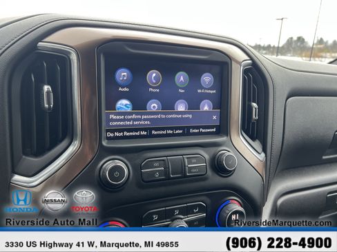 Used 2021 Chevrolet Silverado 1500 High Country image 17