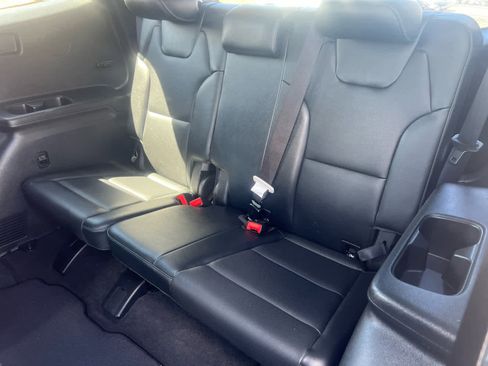 Used 2022 Kia Telluride EX w/ EX Premium Package image 14