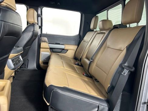 Used 2024 Ford F250 Lariat AWD/4WD image 15