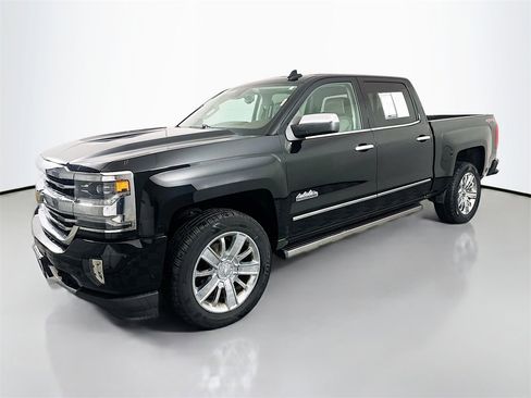 Used 2016 Chevrolet Silverado 1500 High Country w/ High Country Premium Package image 3