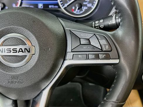 Used 2023 Nissan Sentra SV w/ SV Premium Package FWD image 22