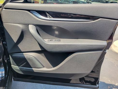 Used 2022 Maserati Levante GT image 23