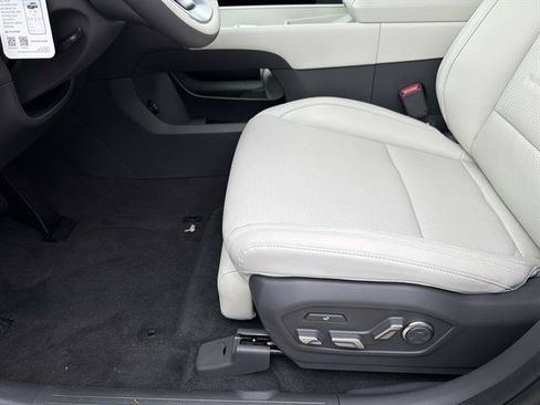 New 2026 Hyundai Santa Fe Calligraphy AWD/4WD image 16
