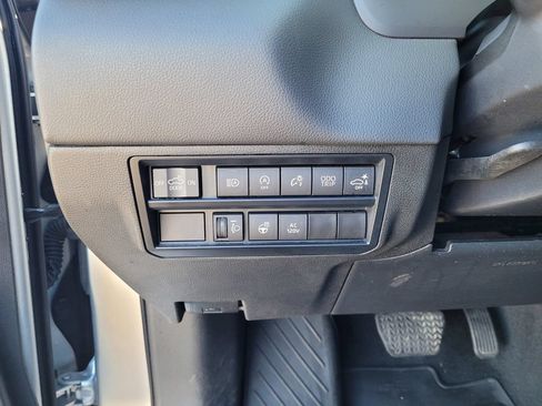 Used 2023 Toyota Tundra Limited AWD/4WD image 25