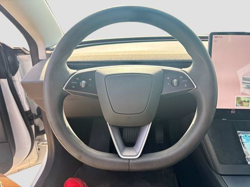 Used 2025 Tesla Model 3 Long Range RWD image 10
