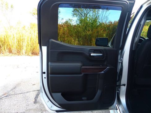 Used 2020 GMC Sierra 1500 SLT AWD/4WD image 35