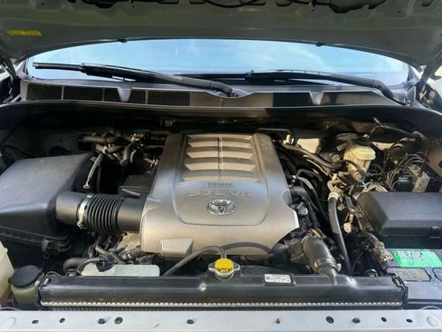 Used 2008 Toyota Sequoia Platinum image 38