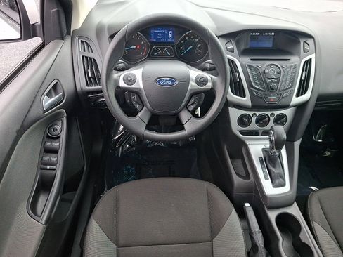 Used 2013 Ford Focus SE FWD image 11
