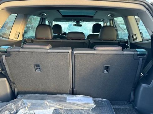 New 2026 Volkswagen Atlas Peak Edition AWD/4WD image 19