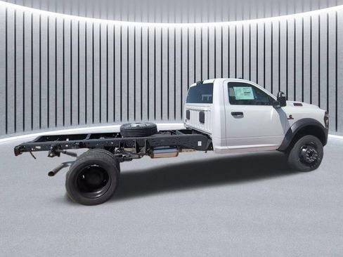 New 2026 RAM 4500 Tradesman AWD/4WD image 11