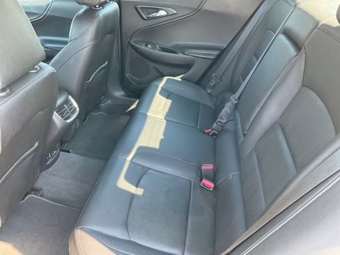 Used 2016 Chevrolet Malibu Premier FWD image 11
