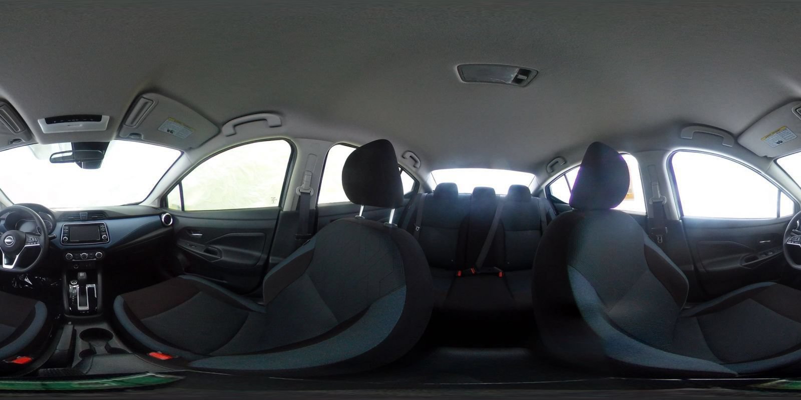 Used 2025 Nissan Versa SV FWD image 43