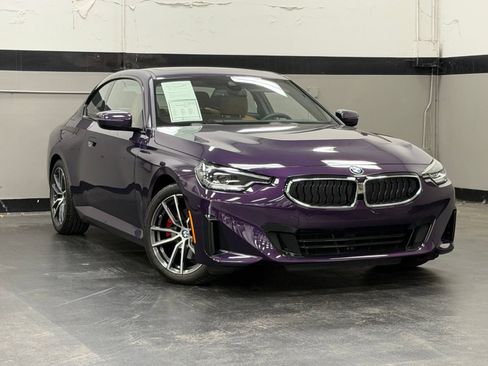 Used 2024 BMW 230i Coupe w/ Convenience Package RWD image 2
