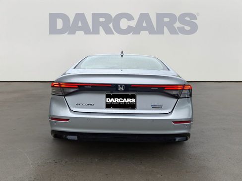 Used 2023 Honda Accord Touring image 6
