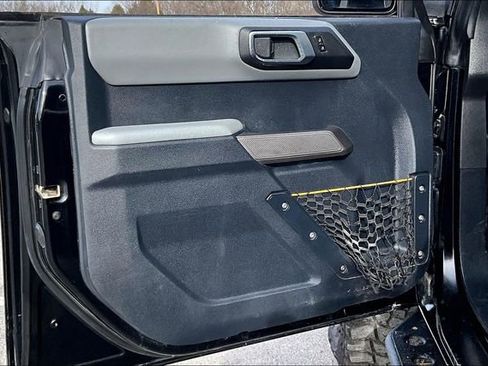 Used 2023 Ford Bronco Badlands image 20