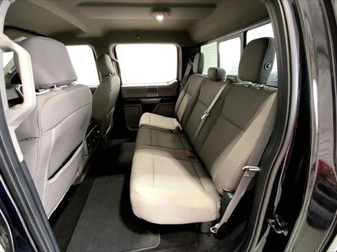 Used 2018 Ford F150 XLT w/ Equipment Group 302A Luxury image 24