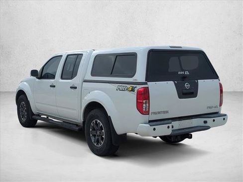 Used 2019 Nissan Frontier PRO-4X image 8
