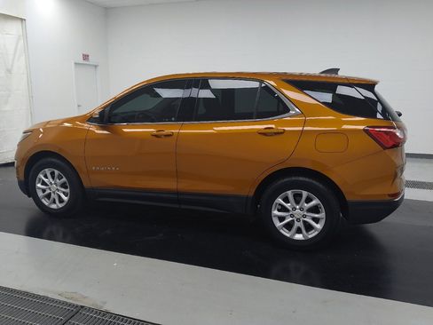 Used 2019 Chevrolet Equinox LT w/ Driver Convenience Package FWD image 5