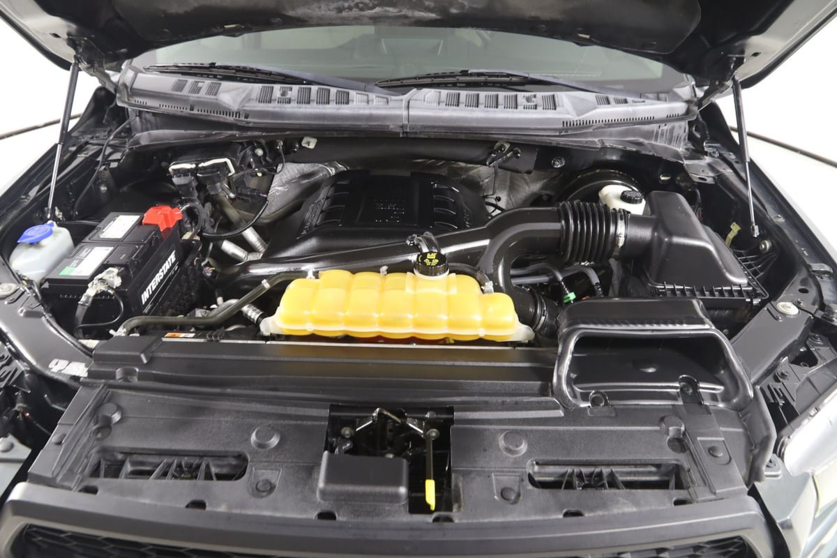 Used 2015 Ford F150 XLT RWD image 48