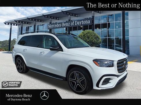 New 2026 Mercedes-Benz GLS 450 4MATIC image 1