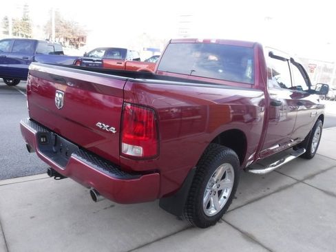 Used 2014 RAM 1500 Express image 10