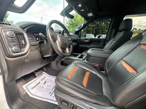 Used 2021 GMC Sierra 2500 AT4 w/ AT4 Premium Plus Package AWD/4WD image 16