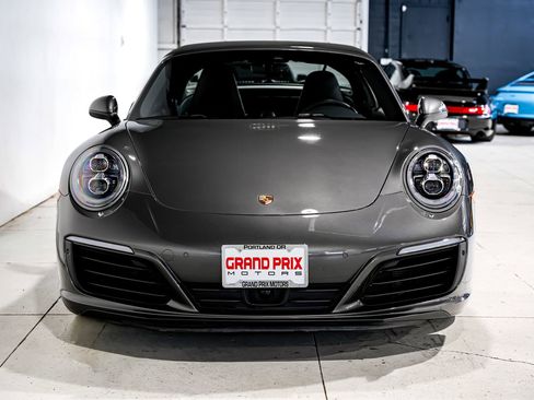 Used 2017 Porsche 911 Targa 4S AWD/4WD image 5