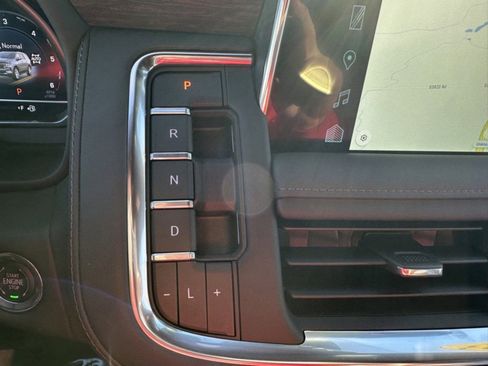 Used 2023 Chevrolet Tahoe High Country image 26