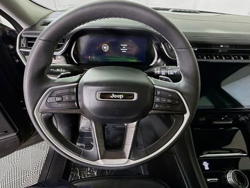 Used 2022 Jeep Grand Cherokee Limited 4xe image 22