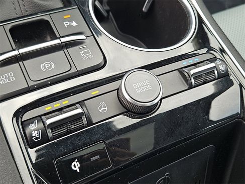 Used 2024 Kia K5 EX w/ EX Premium Package image 17