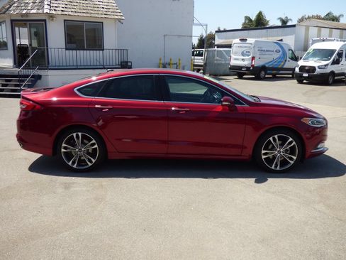 Used 2017 Ford Fusion Titanium FWD image 2