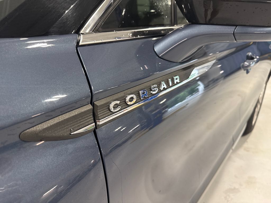 Used 2022 Lincoln Corsair FWD image 54