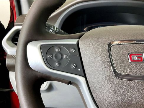 Used 2023 GMC Acadia SLT w/ Preferred Package FWD image 24