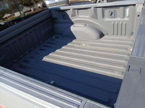 Used 2021 Ford F150 XLT w/ Equipment Group 302A High image 10