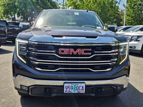 Used 2025 GMC Sierra 1500 SLT AWD/4WD image 2