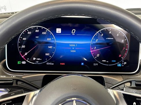 Used 2024 Mercedes-Benz CLE 300 4MATIC Cabriolet image 12