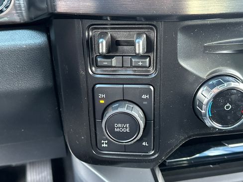 New 2026 Ford F250 Lariat w/ Black Appearance Package AWD/4WD image 24