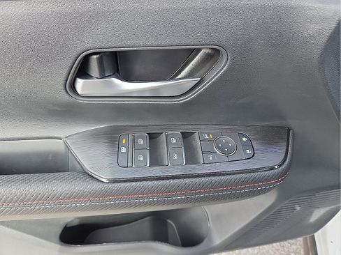 New 2026 Nissan Kicks SR w/ SR Premium Package FWD image 14